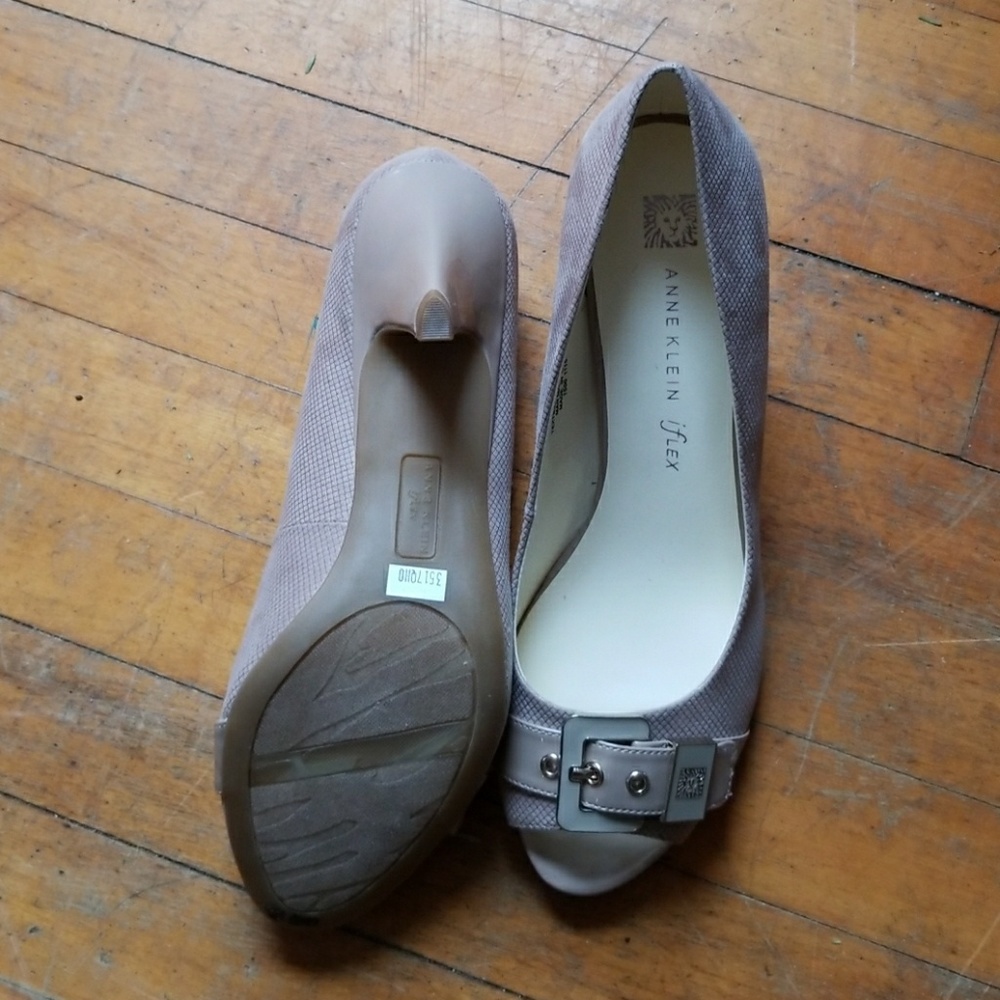 Anne Klein Dane Peep Toe Nude Pump NEW Size 10 - Picture 8 of 8